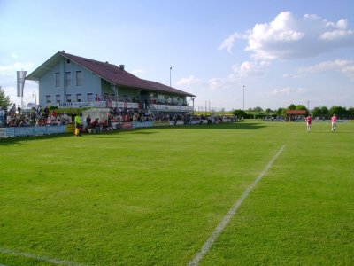 Sportheim-Zuschauer.jpg